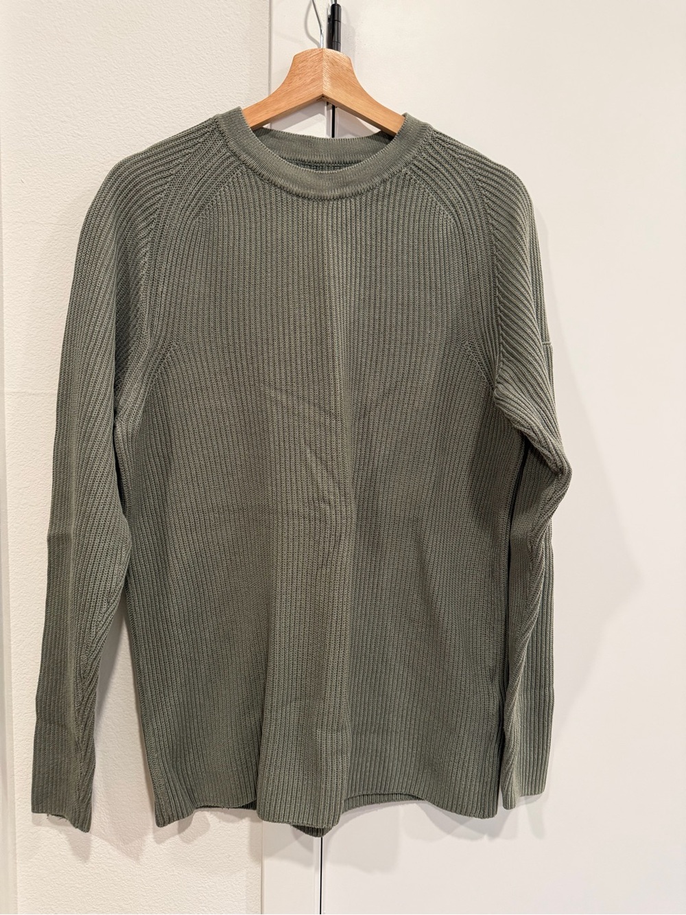 C.P. Company Sea Island Cotton Lens Sweater – Sage Green